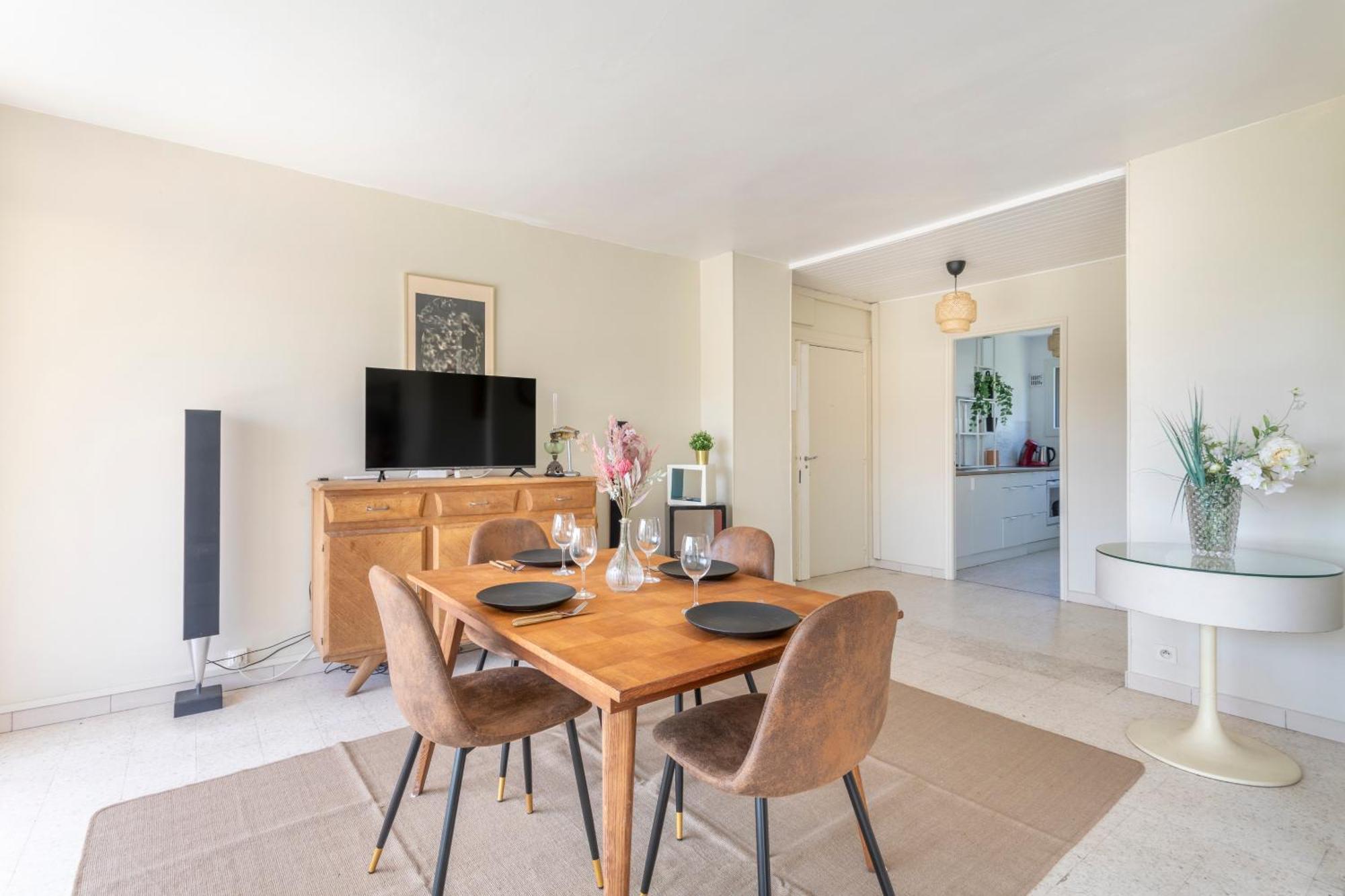 Grand T2 Lumineux Et Climatise Avec Balcon Lägenhet Aix-en-Provence Exteriör bild